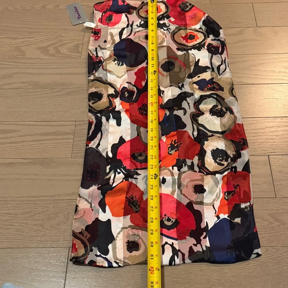 Tanjay Red, Beige, Black and Blue Floral Scarf - Picture 8 of 9